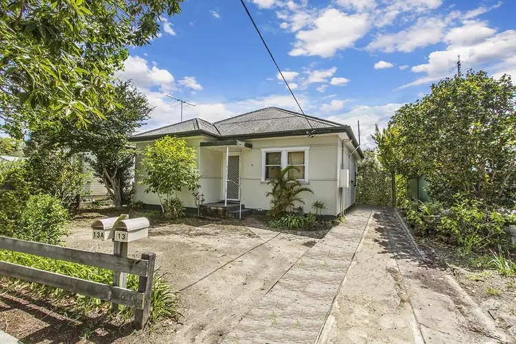 13 Mcmasters Road, Woy Woy NSW 2256