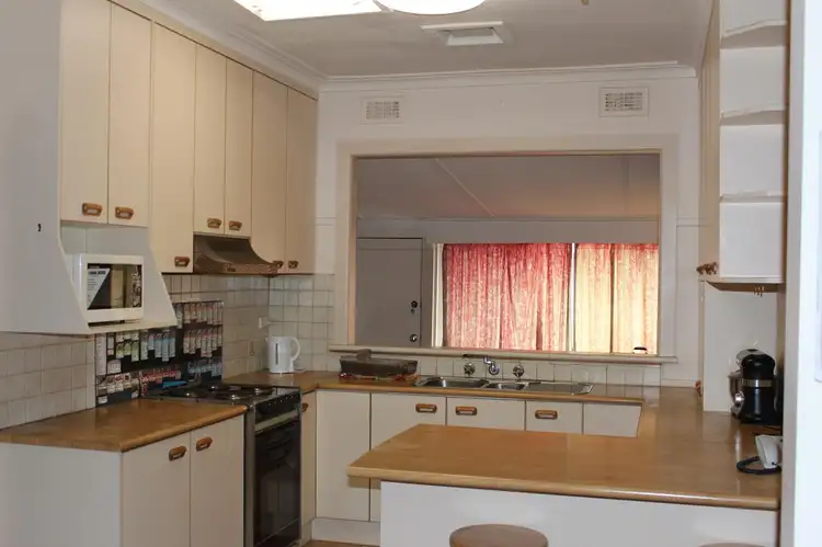 Fourth view of Homely house listing, 290 Highview Crescent, Lavington NSW 2641