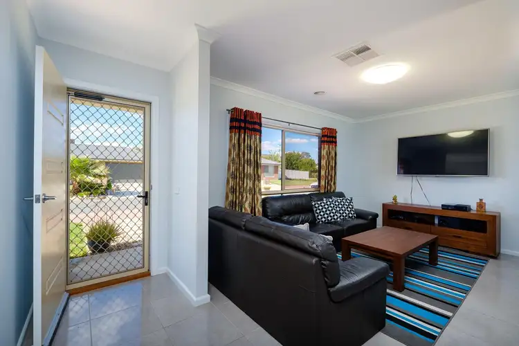 Fourth view of Homely house listing, 7 Cobby Court, Lavington NSW 2641