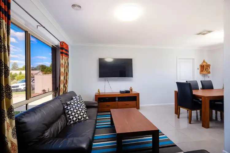 Fifth view of Homely house listing, 7 Cobby Court, Lavington NSW 2641