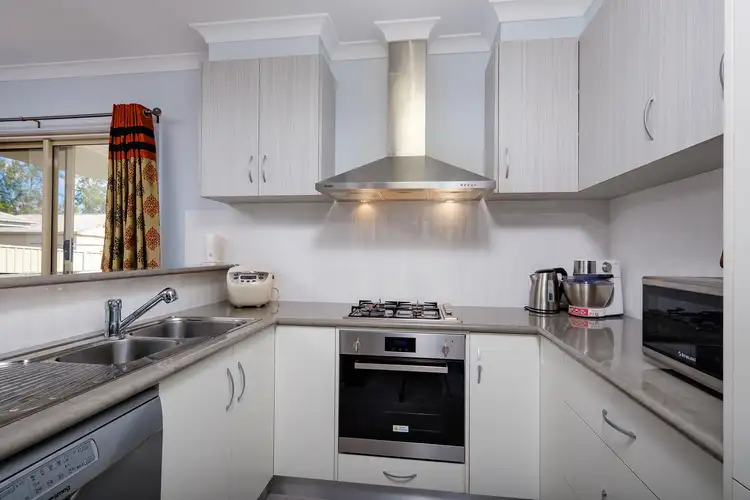 Sixth view of Homely house listing, 7 Cobby Court, Lavington NSW 2641