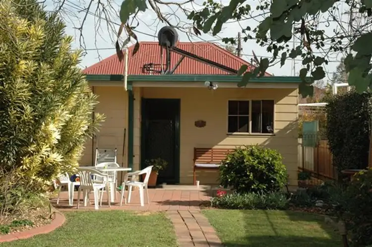 Main view of Homely house listing, 31 Merilba St, Narromine NSW 2821