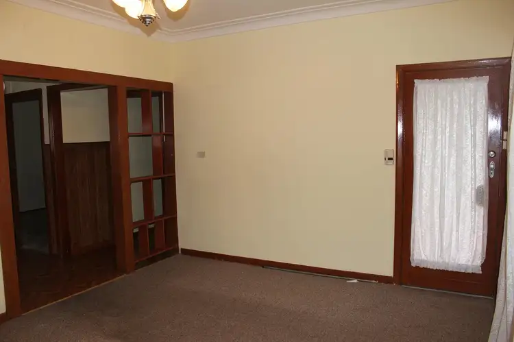 Fourth view of Homely house listing, 516 Kotthoff Street, Lavington NSW 2641
