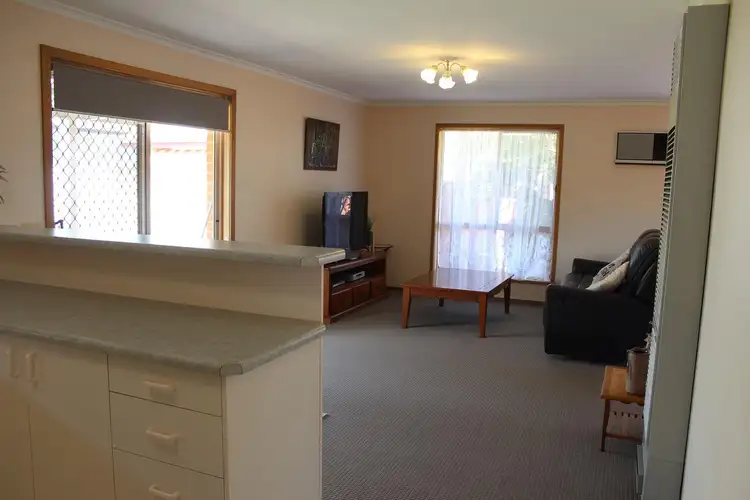 Sixth view of Homely townhouse listing, 2/339 Shirleen Crescent, Lavington NSW 2641