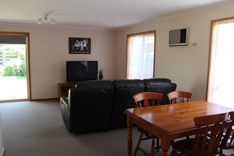 Seventh view of Homely townhouse listing, 2/339 Shirleen Crescent, Lavington NSW 2641