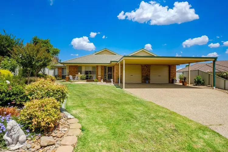28 Keatinge Court, Lavington NSW 2641