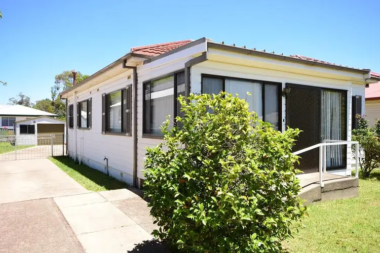 228 March Street, Orange NSW 2800