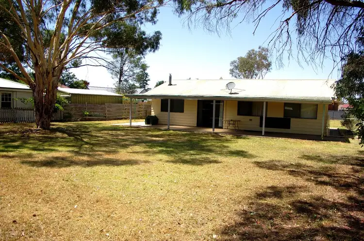 17 Cooper Lane, Uralla NSW 2358