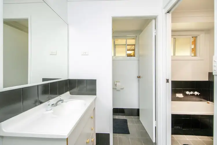 Fifth view of Homely house listing, 16 Lyons Close, Edgeworth NSW 2285