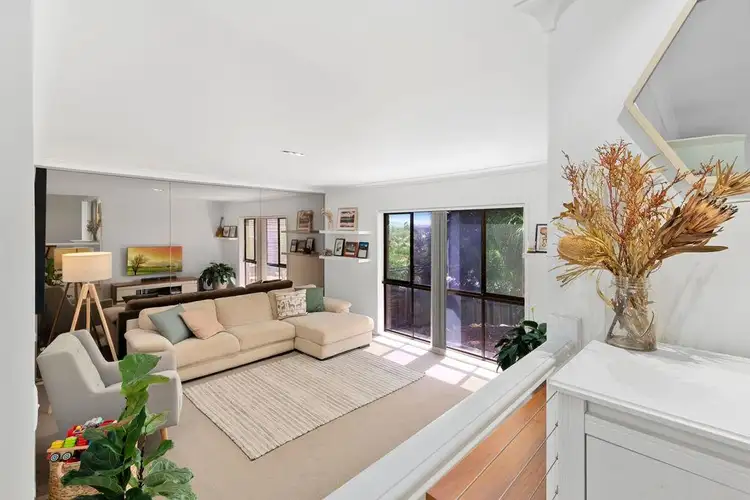 2/10 Daisy Street, Elanora QLD 4221