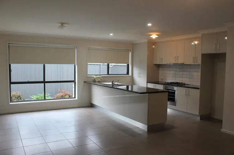 Fourth view of Homely townhouse listing, 446 Kotthoff Street, Lavington NSW 2641