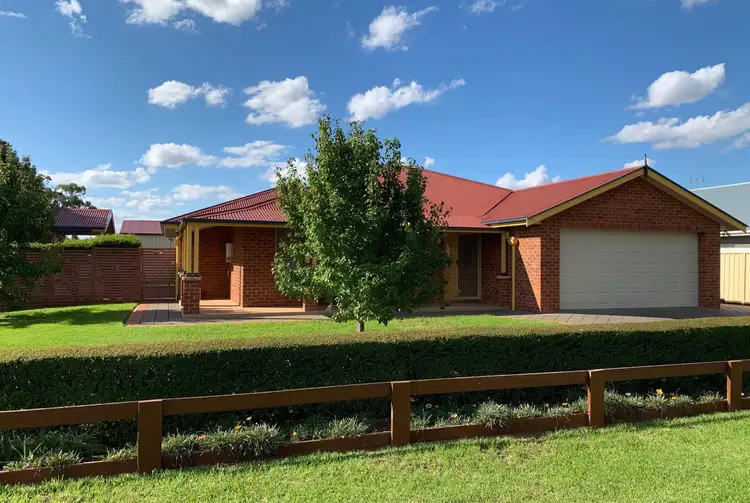 Main view of Homely house listing, 21 Durum Circuit, Dubbo NSW 2830