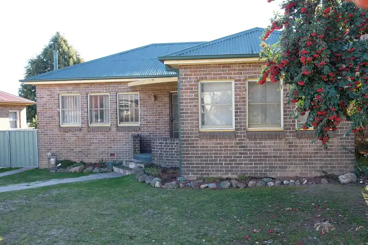 7 Cox Avenue, Orange NSW 2800