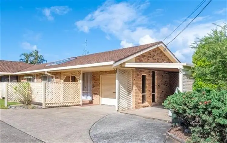 1/12 Parker  Close, Woolgoolga NSW 2456