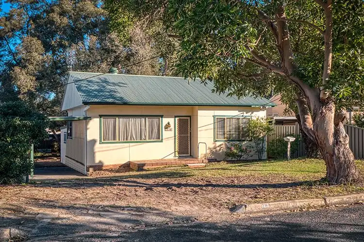 26 Terry Avenue, Woy Woy NSW 2256