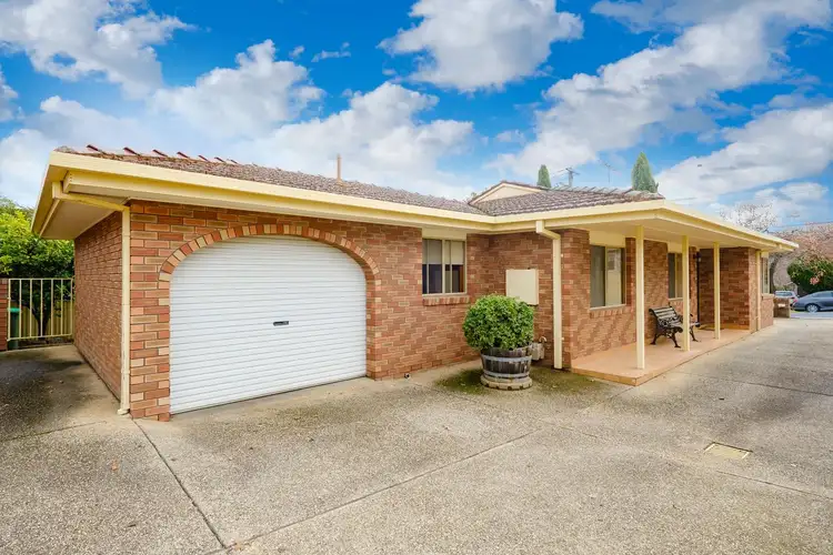 Fourth view of Homely block of units listing, 1 & 2/265 Mount Street, East Albury NSW 2640