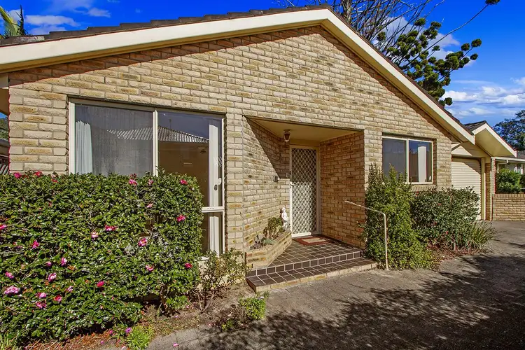 2/301 Blackwall Road, Woy Woy NSW 2256