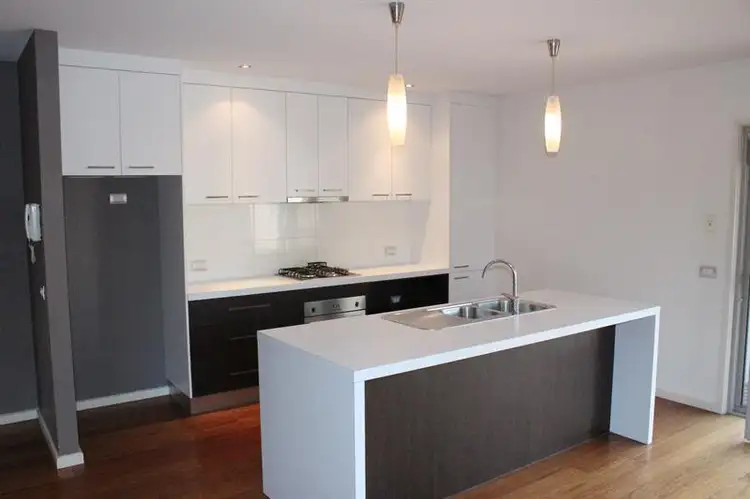 Second view of Homely townhouse listing, 3/368 David St, Albury NSW 2640