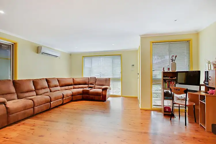 Second view of Homely house listing, 7 Lotus Pl, Macquarie Fields NSW 2564