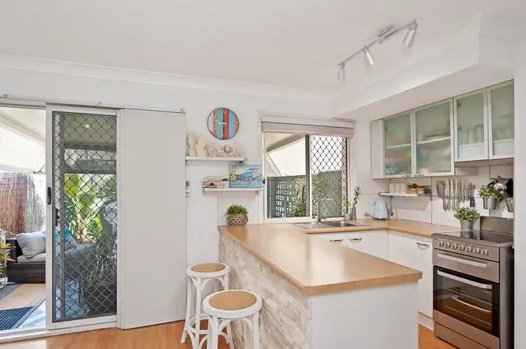 Fourth view of Homely townhouse listing, 136/2 Coolgardie St, Elanora QLD 4221