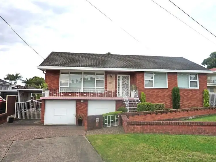 4a Knock Cres, Beverly Hills NSW 2209