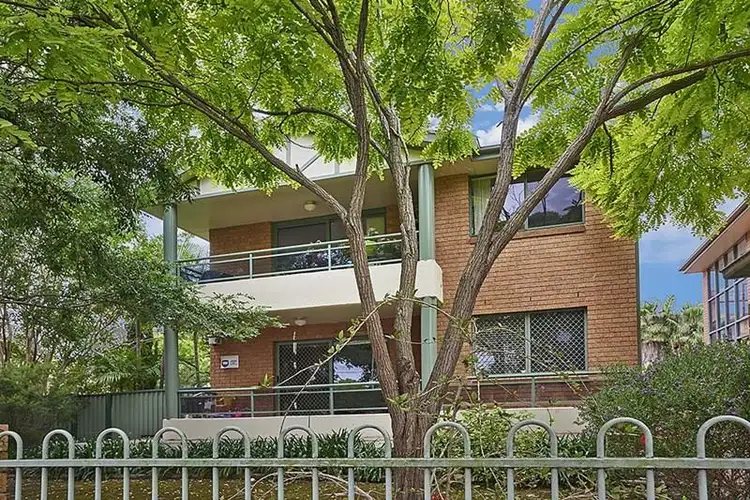 8/81-83 First Avenue, Campsie NSW 2194
