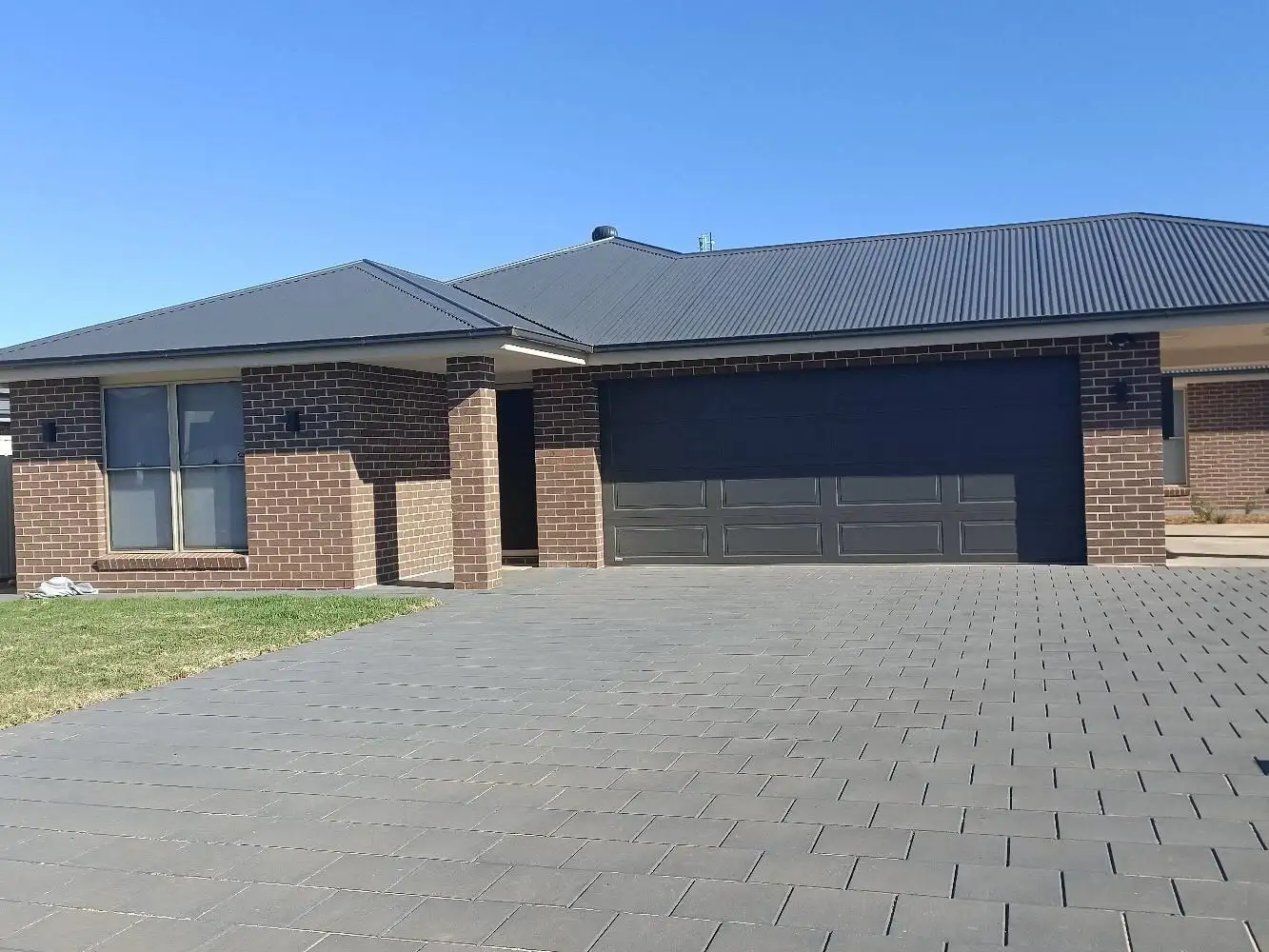 Main view of Homely house listing, 52 Hindmarsh Esplanade, Dubbo NSW 2830