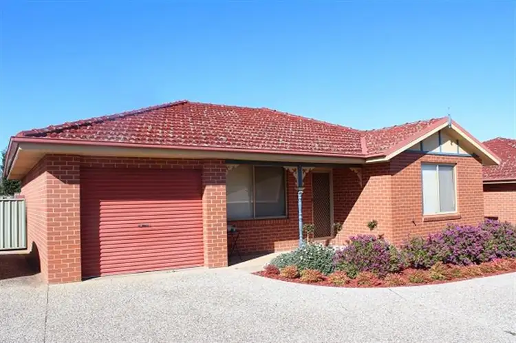 3/16 Keatinge  Court, Lavington NSW 2641