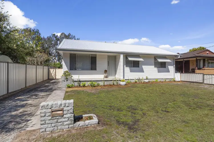 18 Glenn Street