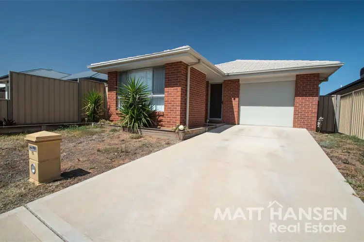 11B Fairview Street, Dubbo NSW 2830