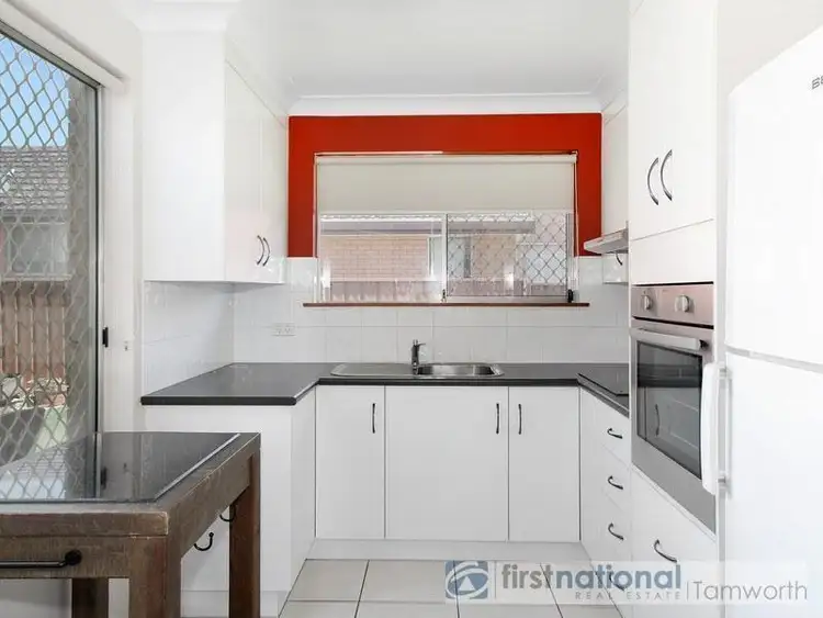 Third view of Homely unit listing, 2/5 May Lane, Tamworth NSW 2340