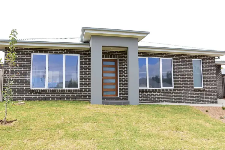 62 & 64 Kearneys Drive, Orange NSW 2800