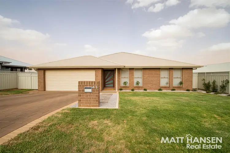 41 Champagne Drive, Dubbo NSW 2830