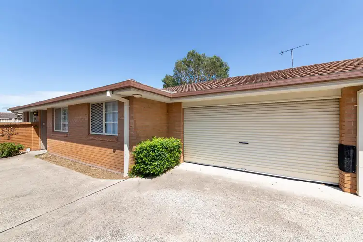 2/60 Watkin Avenue, Woy Woy NSW 2256