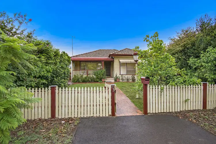 43 Boronia Avenue, Woy Woy NSW 2256