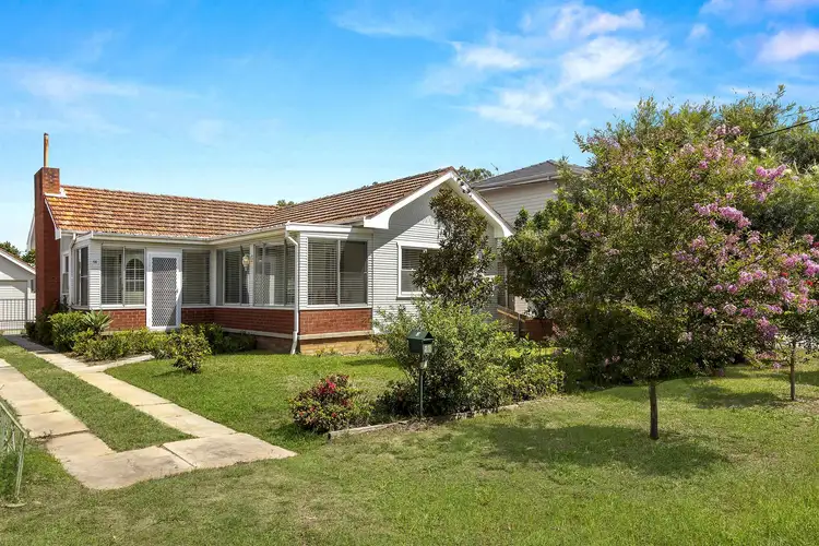 16 Cambridge Street, Umina Beach NSW 2257