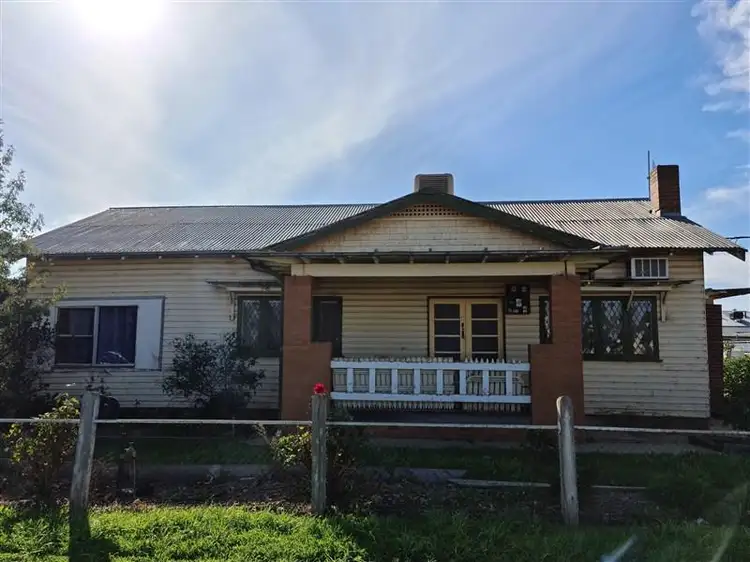 21 Queen Street, Forbes NSW 2871