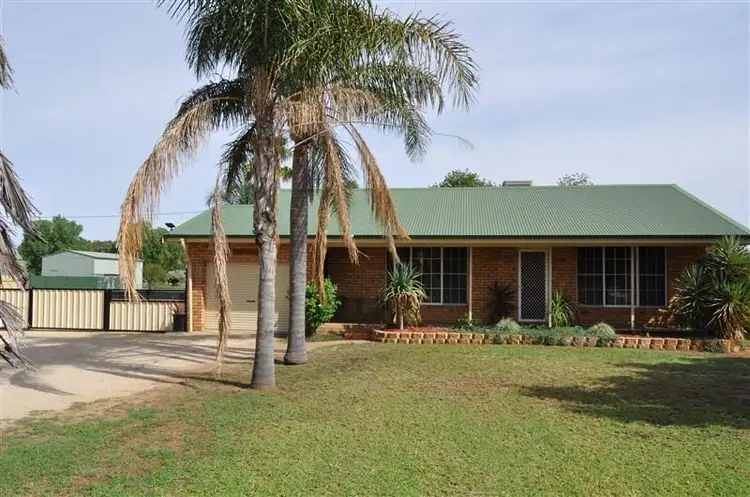 13 Margaret Street, Forbes NSW 2871