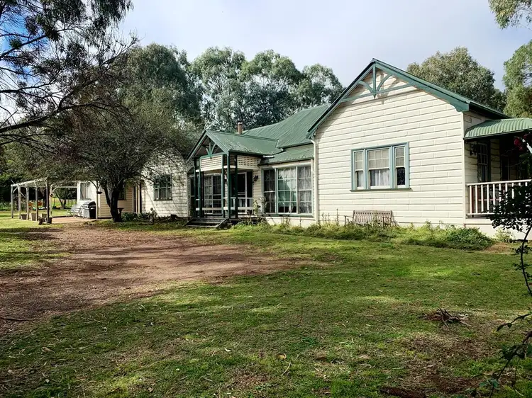 357 Rocky River Road, Uralla NSW 2358