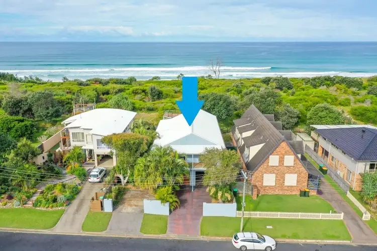 13 Pipeclay  Close, Corindi Beach NSW 2456
