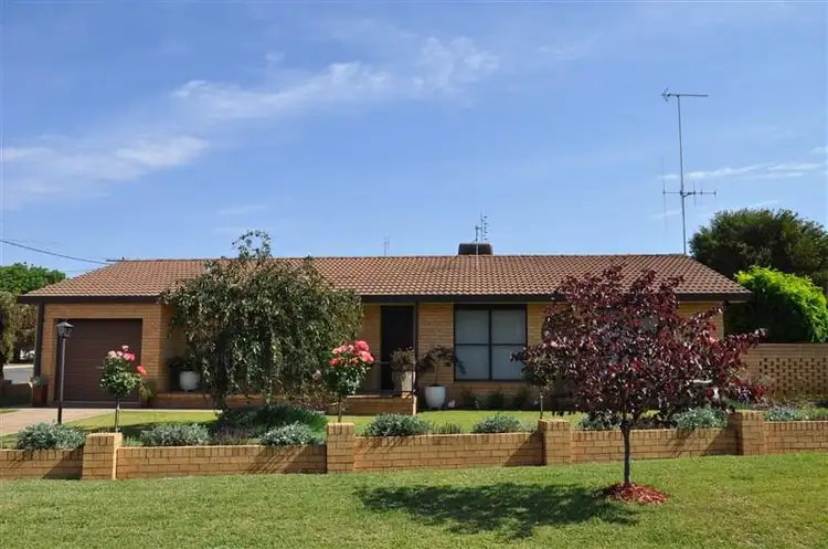 7 Queen Street, Forbes NSW 2871