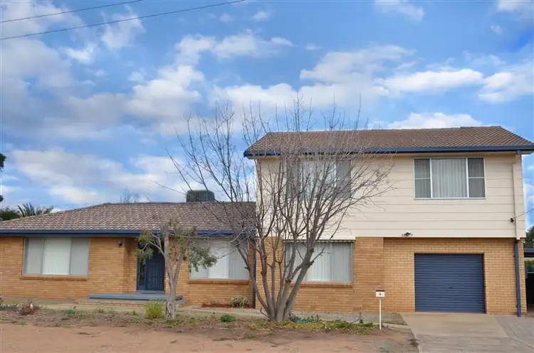 4 Mcdonnell Street, Forbes NSW 2871