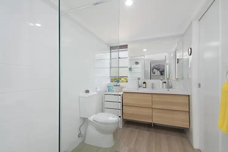 Sixth view of Homely unit listing, 5/17 Korina Avenue, Coolangatta QLD 4225