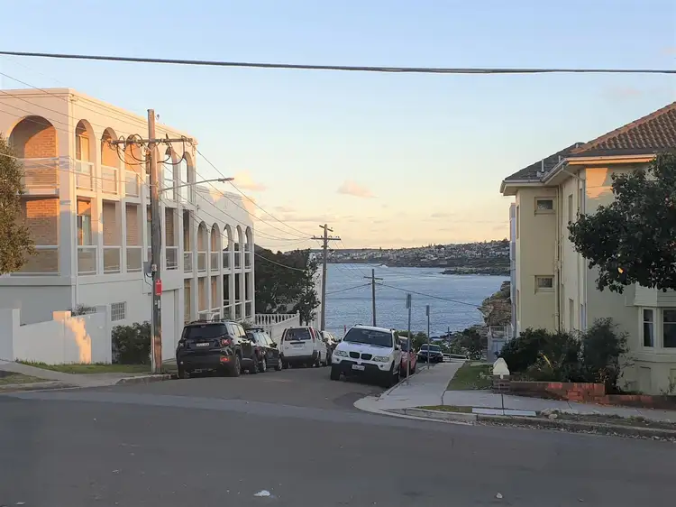 18 Melrose Parade