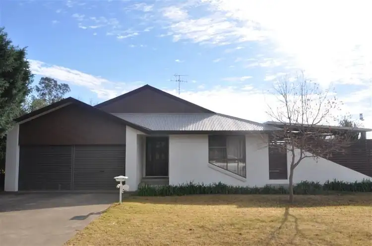 13 Alder Street, Forbes NSW 2871