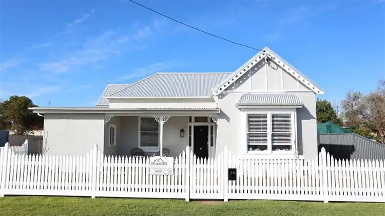 14 Queen Street, Forbes NSW 2871