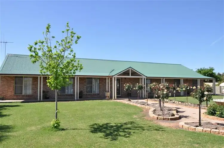 53 Mcdonnell Street, Forbes NSW 2871