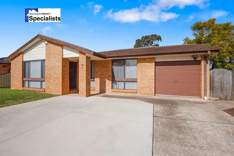 Second view of Homely house listing, 9 Donalbain Circuit, Rosemeadow NSW 2560