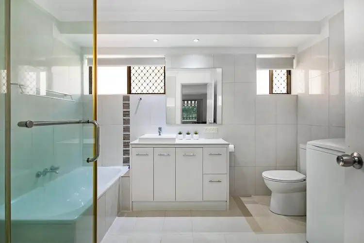 Fifth view of Homely unit listing, 32/5 Clancy Court, Tugun QLD 4224