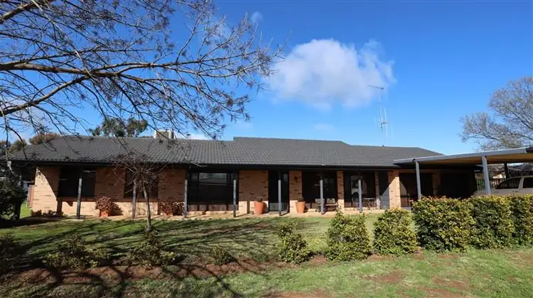 8 Alder Street, Forbes NSW 2871